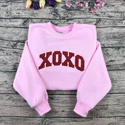 XOXO glitter embroidered crewneck sweatshirt thumnail